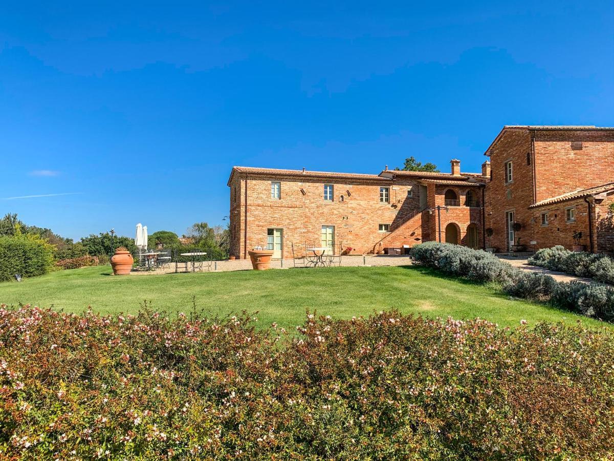 Casale Cardini Guest House Foiano Della Chiana Bagian luar foto