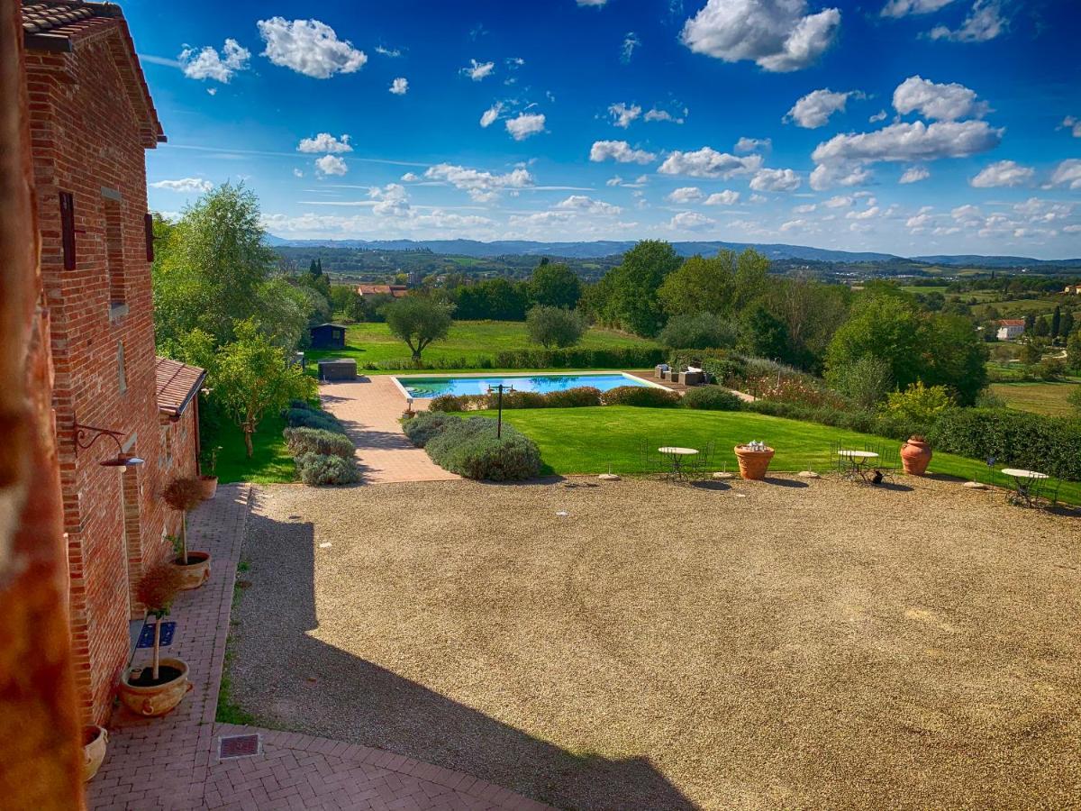 Casale Cardini Guest House Foiano Della Chiana Bagian luar foto