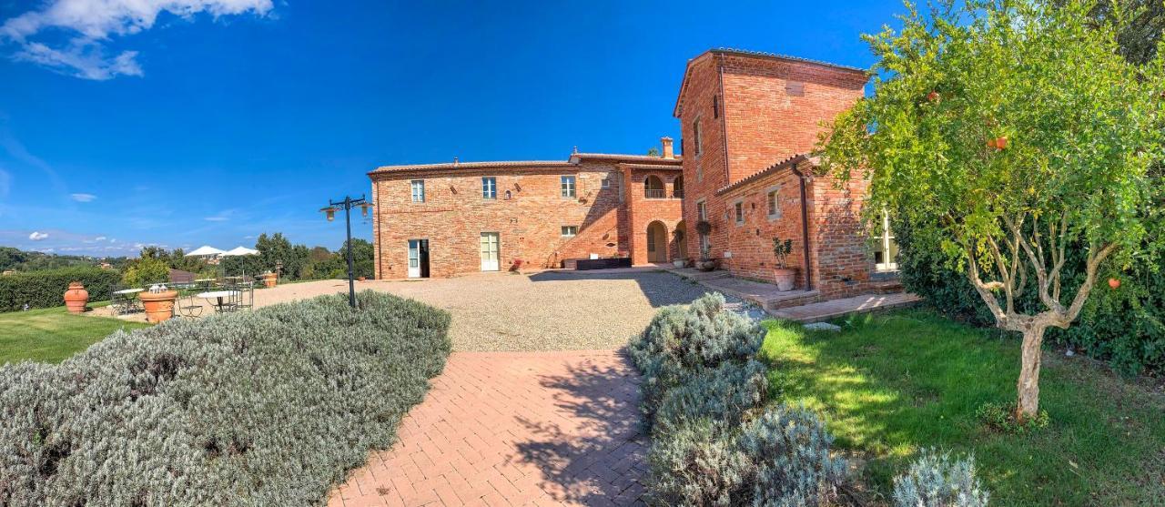 Casale Cardini Guest House Foiano Della Chiana Bagian luar foto