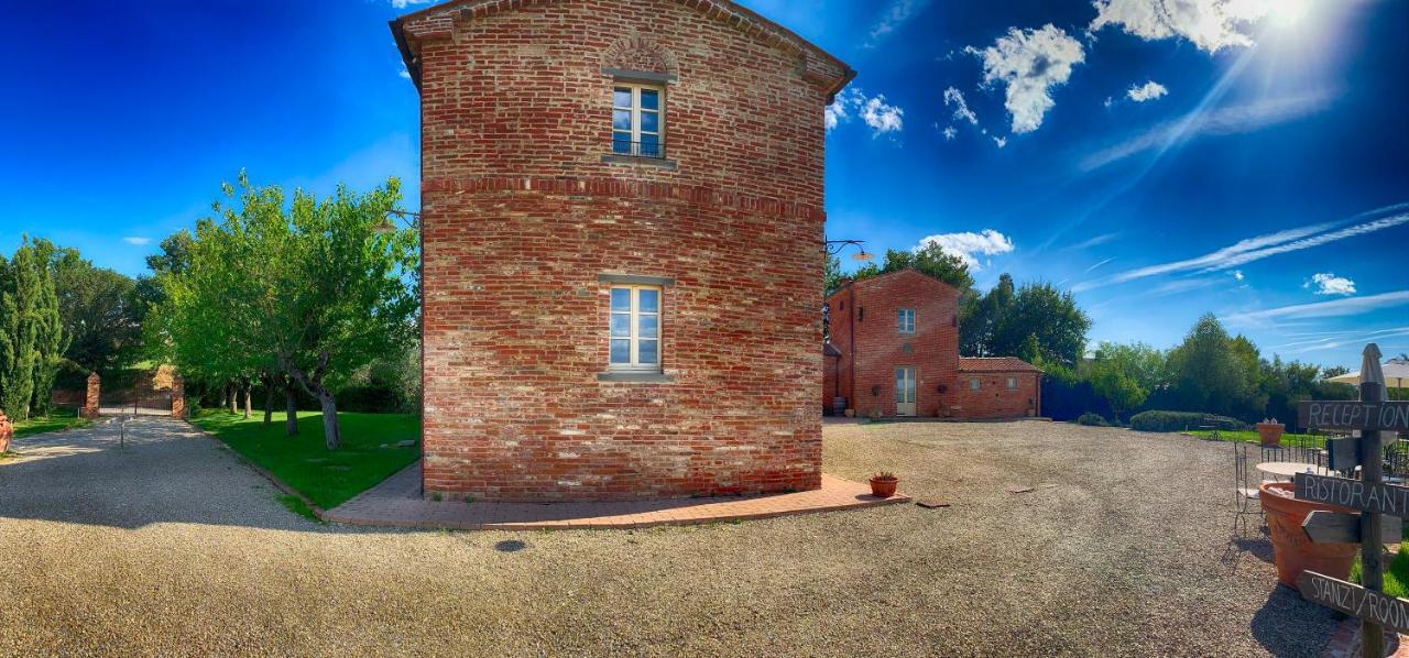 Casale Cardini Guest House Foiano Della Chiana Bagian luar foto