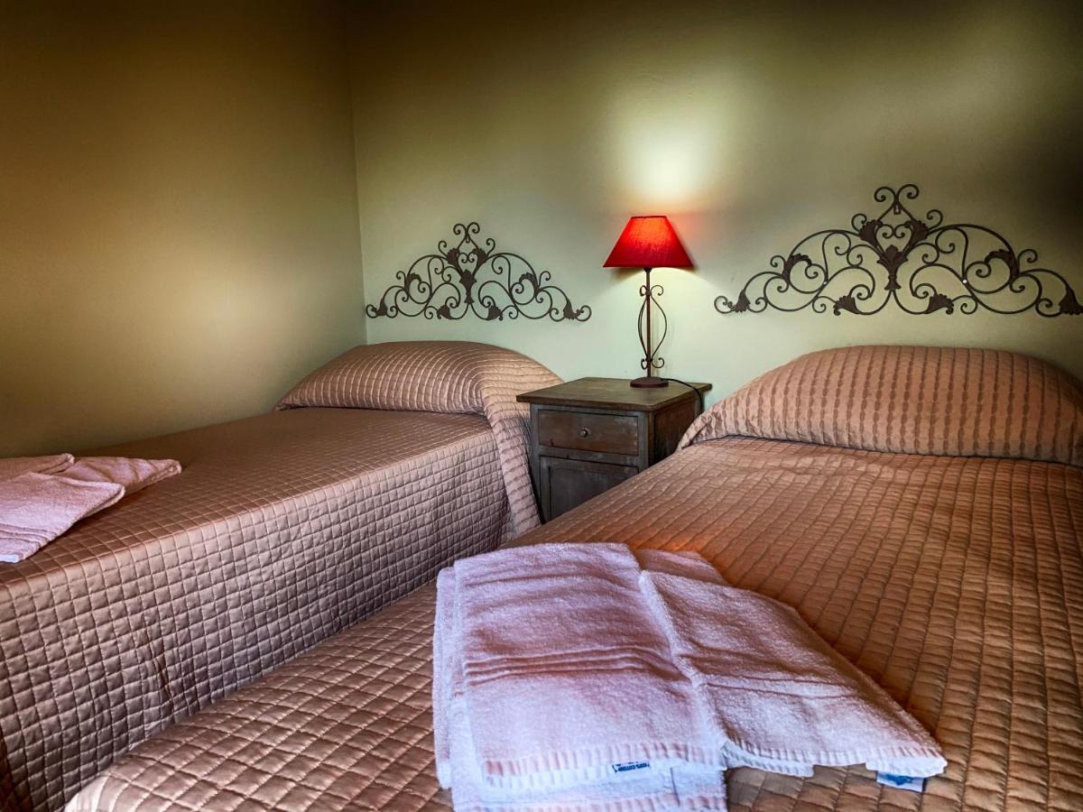 Casale Cardini Guest House Foiano Della Chiana Bagian luar foto